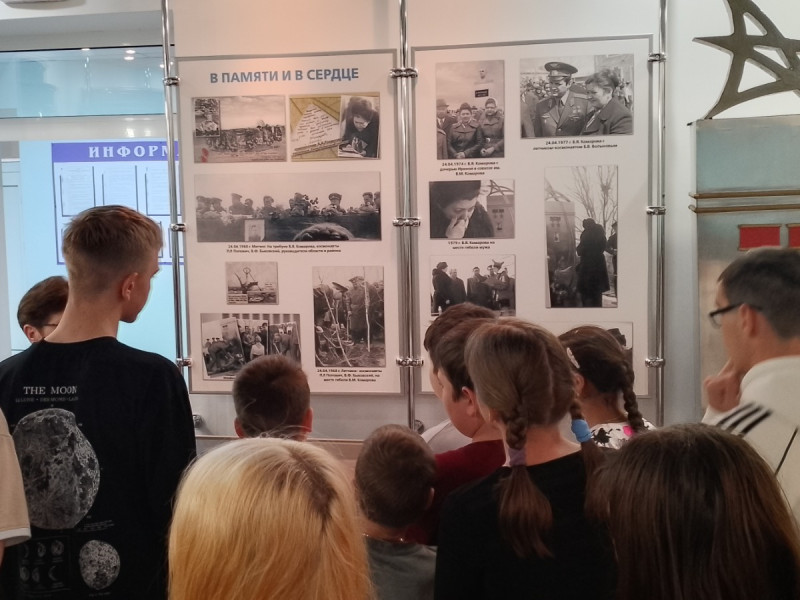 65 лет со дня первого полета человека в космос.